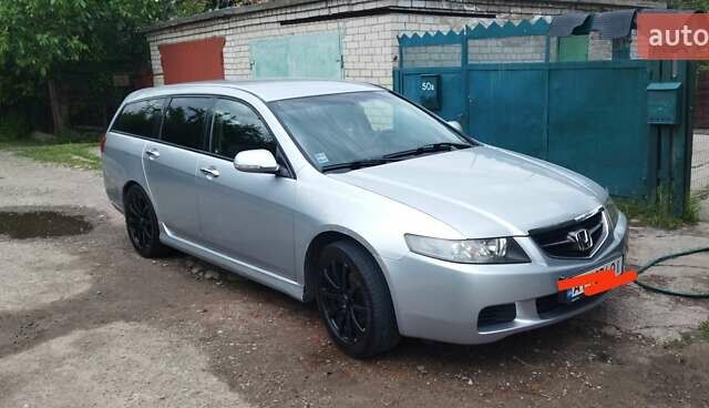 Серый Хонда Аккорд, объемом двигателя 2 л и пробегом 349 тыс. км за 6000 $, фото 1 на Automoto.ua