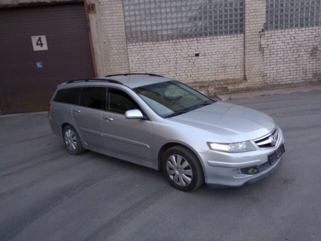 Серый Хонда Аккорд, объемом двигателя 2.2 л и пробегом 294 тыс. км за 3132 $, фото 1 на Automoto.ua