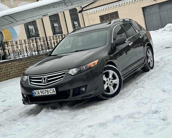 Сірий Хонда Аккорд, об'ємом двигуна 2.35 л та пробігом 270 тис. км за 8400 $, фото 1 на Automoto.ua