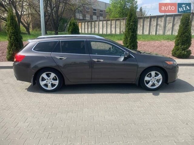 Серый Хонда Аккорд, объемом двигателя 2.4 л и пробегом 200 тыс. км за 11500 $, фото 1 на Automoto.ua