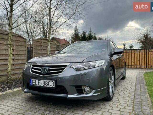 Сірий Хонда Аккорд, об'ємом двигуна 2.2 л та пробігом 232 тис. км за 9500 $, фото 1 на Automoto.ua