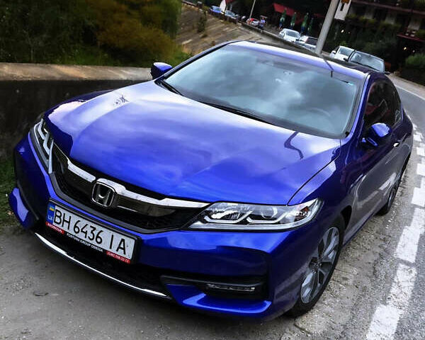 Синий Хонда Аккорд, объемом двигателя 2.35 л и пробегом 300 тыс. км за 10000 $, фото 1 на Automoto.ua