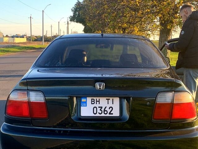 Зеленый Хонда Аккорд, объемом двигателя 2.7 л и пробегом 250 тыс. км за 3000 $, фото 1 на Automoto.ua