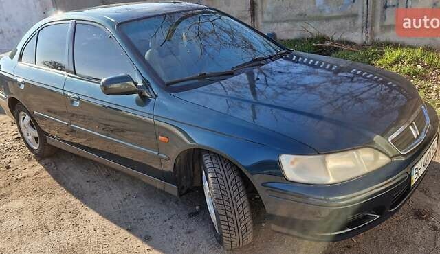 Зеленый Хонда Аккорд, объемом двигателя 1.8 л и пробегом 310 тыс. км за 3200 $, фото 1 на Automoto.ua