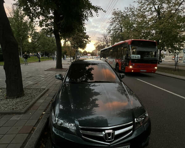 Зелений Хонда Аккорд, об'ємом двигуна 2.35 л та пробігом 300 тис. км за 7000 $, фото 1 на Automoto.ua