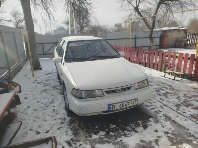 Белый Хонда Beat, объемом двигателя 1 л и пробегом 240 тыс. км за 1150 $, фото 1 на Automoto.ua