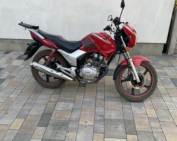 Красный Хонда CB 125, объемом двигателя 0 л и пробегом 17 тыс. км за 1500 $, фото 1 на Automoto.ua