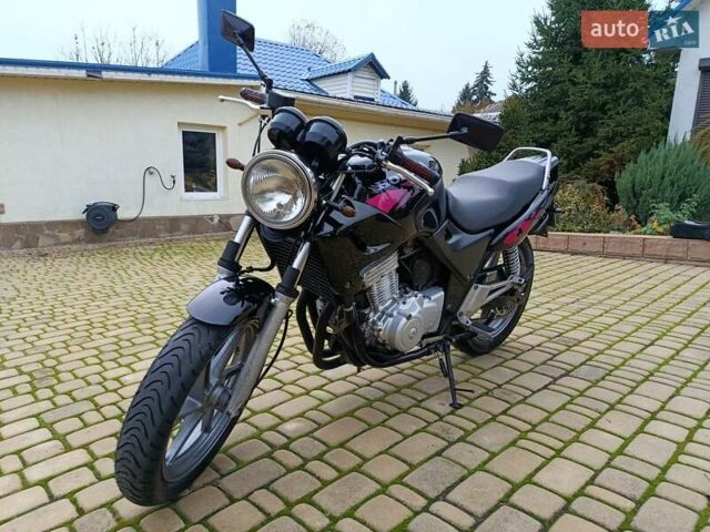 Черный Хонда CB 500, объемом двигателя 0.5 л и пробегом 53 тыс. км за 2500 $, фото 1 на Automoto.ua