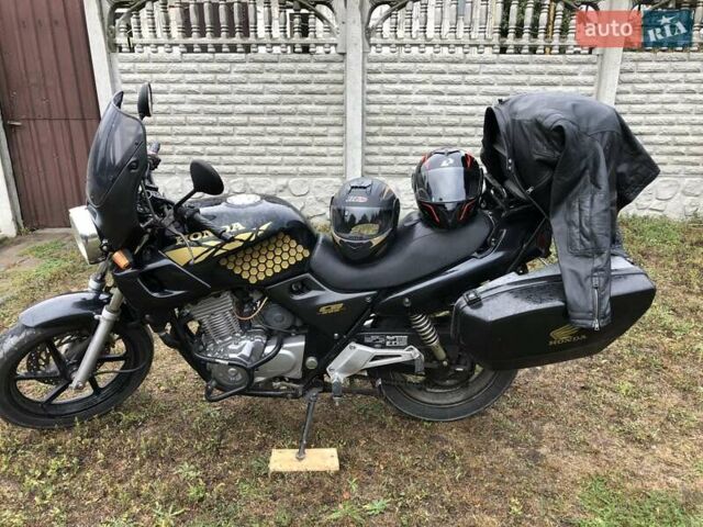 Черный Хонда CB 500, объемом двигателя 0.5 л и пробегом 54 тыс. км за 3000 $, фото 1 на Automoto.ua