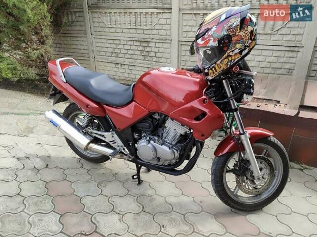 Красный Хонда CB 500, объемом двигателя 0.5 л и пробегом 52 тыс. км за 2850 $, фото 1 на Automoto.ua