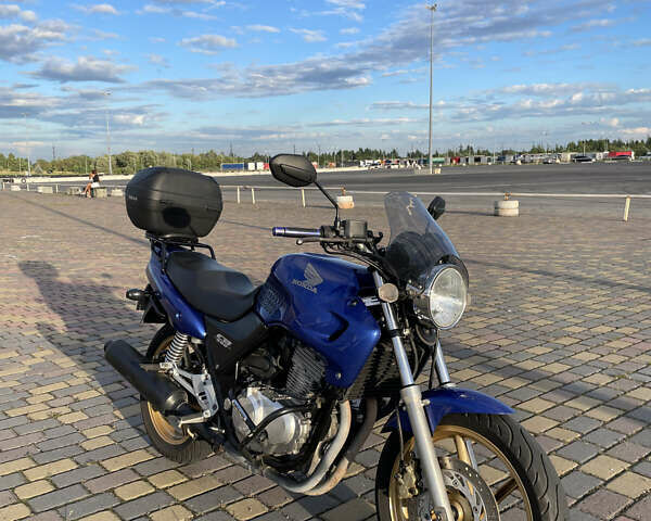 Синий Хонда CB 500, объемом двигателя 0.5 л и пробегом 47 тыс. км за 2599 $, фото 1 на Automoto.ua