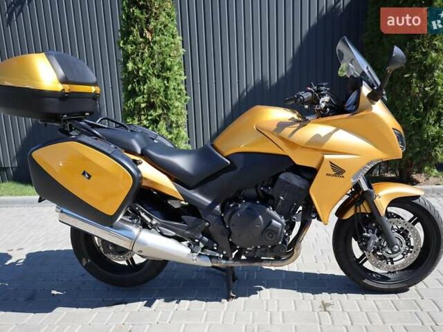 Жовтий Хонда CBF 1000, об'ємом двигуна 1 л та пробігом 64 тис. км за 7200 $, фото 1 на Automoto.ua