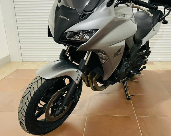 Серый Хонда CBF 1000, объемом двигателя 1 л и пробегом 19 тыс. км за 8700 $, фото 1 на Automoto.ua
