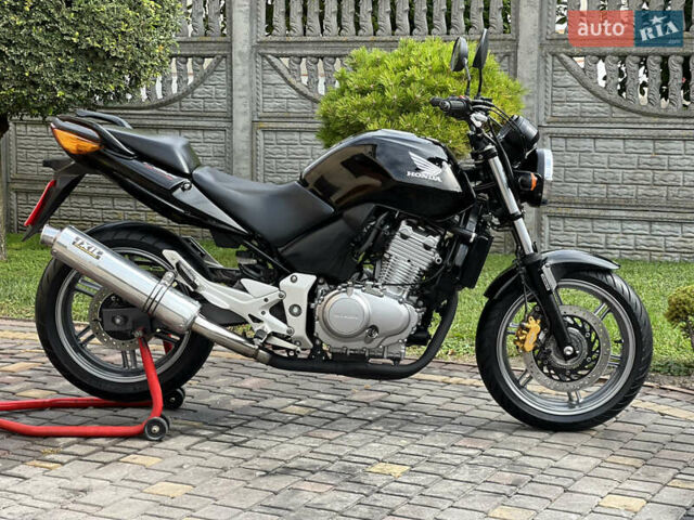 Черный Хонда CBF 500, объемом двигателя 0.5 л и пробегом 26 тыс. км за 3750 $, фото 1 на Automoto.ua