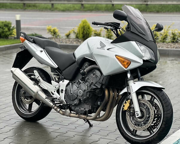 Серый Хонда CBF 600, объемом двигателя 0.6 л и пробегом 31 тыс. км за 4300 $, фото 1 на Automoto.ua