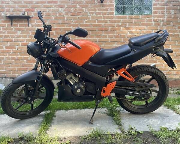Черный Хонда CBR 125R, объемом двигателя 0 л и пробегом 2 тыс. км за 1100 $, фото 1 на Automoto.ua