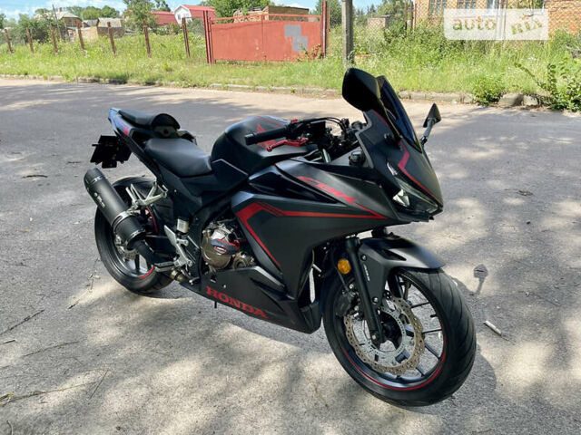 Черный Хонда CBR 500R, объемом двигателя 0.5 л и пробегом 6 тыс. км за 3550 $, фото 1 на Automoto.ua