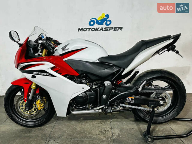 Хонда CBR 600F, об'ємом двигуна 0.6 л та пробігом 25 тис. км за 6750 $, фото 1 на Automoto.ua