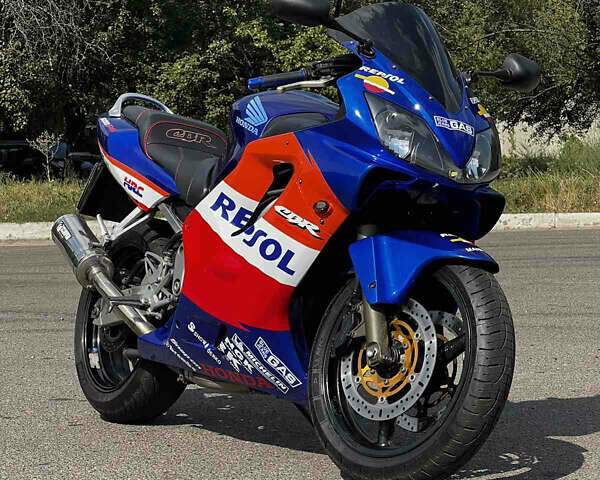 Синий Хонда CBR 600F4i, объемом двигателя 0.6 л и пробегом 62 тыс. км за 4700 $, фото 1 на Automoto.ua