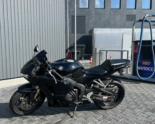Черный Хонда CBR 600RR, объемом двигателя 0.6 л и пробегом 10 тыс. км за 11500 $, фото 1 на Automoto.ua