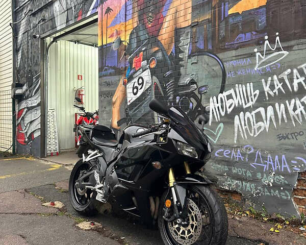 Хонда CBR 600RR, объемом двигателя 0 л и пробегом 12 тыс. км за 10000 $, фото 1 на Automoto.ua