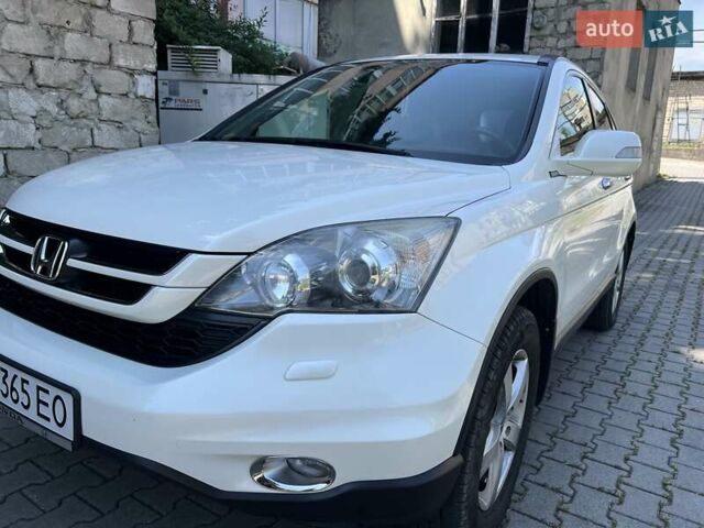 Белый Хонда СРВ, объемом двигателя 2.2 л и пробегом 223 тыс. км за 13200 $, фото 1 на Automoto.ua