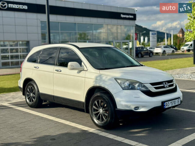 Белый Хонда СРВ, объемом двигателя 2.35 л и пробегом 183 тыс. км за 10900 $, фото 1 на Automoto.ua