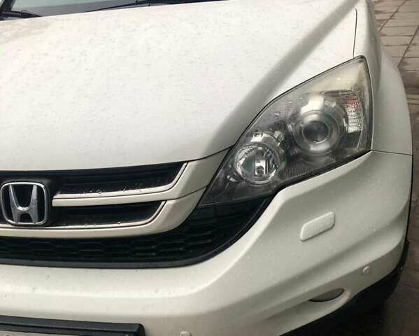 Білий Хонда СРВ, об'ємом двигуна 2 л та пробігом 150 тис. км за 12700 $, фото 1 на Automoto.ua