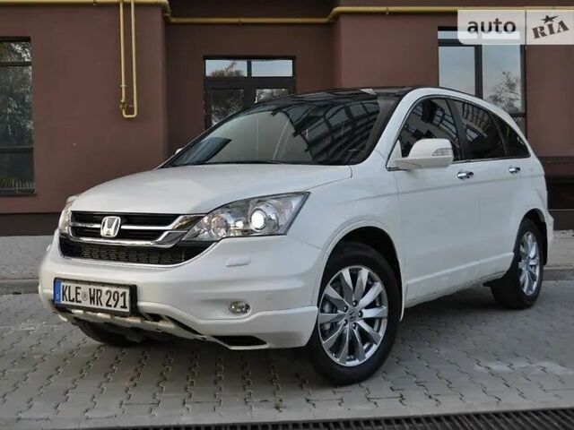 Белый Хонда СРВ, объемом двигателя 2.2 л и пробегом 240 тыс. км за 13600 $, фото 1 на Automoto.ua