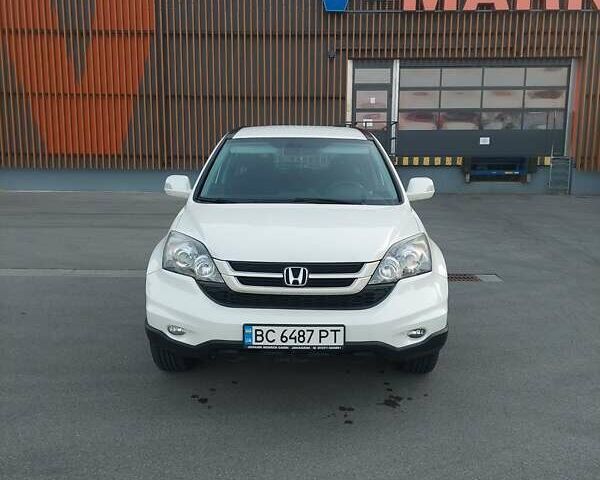 Белый Хонда СРВ, объемом двигателя 2.2 л и пробегом 220 тыс. км за 11500 $, фото 1 на Automoto.ua