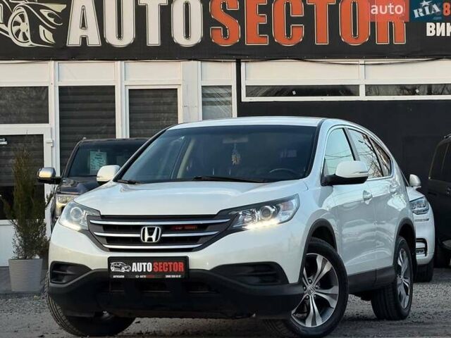 Белый Хонда СРВ, объемом двигателя 2.35 л и пробегом 175 тыс. км за 16500 $, фото 1 на Automoto.ua