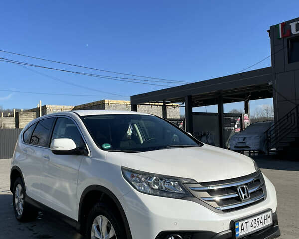 Белый Хонда СРВ, объемом двигателя 2.2 л и пробегом 130 тыс. км за 17300 $, фото 1 на Automoto.ua