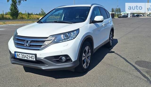 Белый Хонда СРВ, объемом двигателя 2.2 л и пробегом 238 тыс. км за 16500 $, фото 1 на Automoto.ua