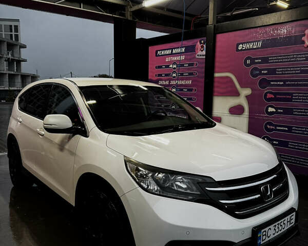 Белый Хонда СРВ, объемом двигателя 2.2 л и пробегом 208 тыс. км за 17200 $, фото 1 на Automoto.ua