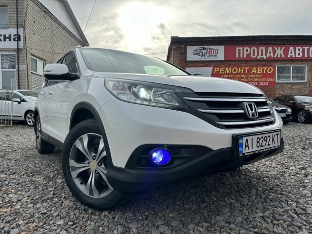 Белый Хонда СРВ, объемом двигателя 2.4 л и пробегом 288 тыс. км за 18000 $, фото 1 на Automoto.ua