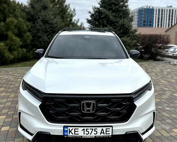 Белый Хонда СРВ, объемом двигателя 2 л и пробегом 23 тыс. км за 39700 $, фото 1 на Automoto.ua