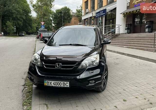 Черный Хонда СРВ, объемом двигателя 2.4 л и пробегом 197 тыс. км за 12900 $, фото 1 на Automoto.ua