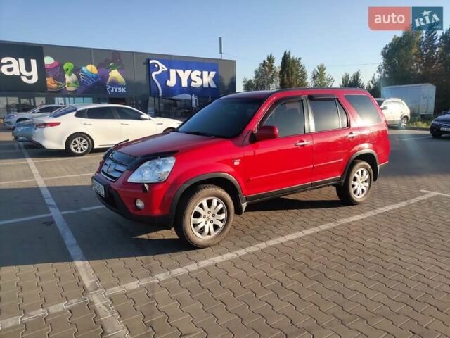 Красный Хонда СРВ, объемом двигателя 2 л и пробегом 216 тыс. км за 8500 $, фото 1 на Automoto.ua