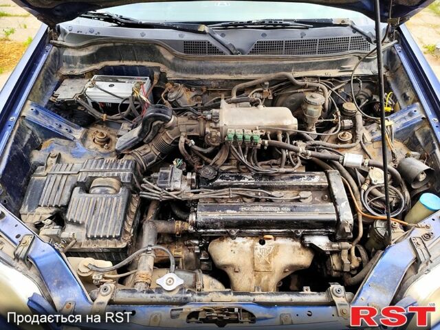 Хонда СРВ, объемом двигателя 2 л и пробегом 300 тыс. км за 3500 $, фото 1 на Automoto.ua