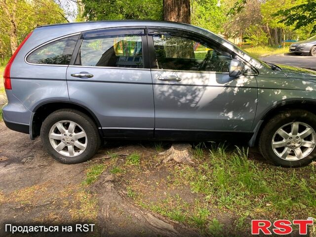 Хонда СРВ, объемом двигателя 2 л и пробегом 303 тыс. км за 9800 $, фото 1 на Automoto.ua