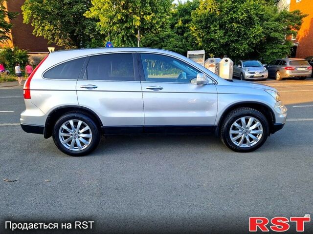 Хонда СРВ, объемом двигателя 2 л и пробегом 151 тыс. км за 10300 $, фото 1 на Automoto.ua