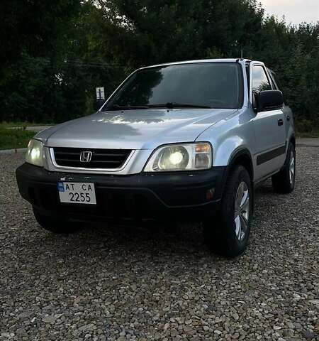 Хонда СРВ 2000 в Львове на Automoto.ua Серый Хонда СРВ, объемом двигателя 2 л и пробегом 154 тыс. км за 5600 $, фото 1 на Automoto.ua