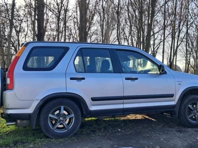 Серый Хонда СРВ, объемом двигателя 2 л и пробегом 333 тыс. км за 3300 $, фото 1 на Automoto.ua