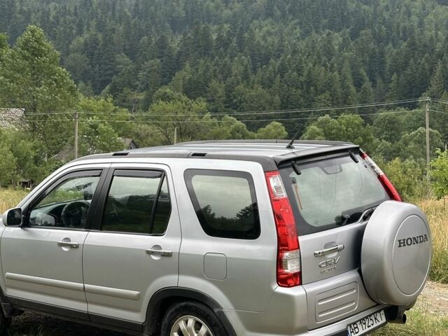 Серый Хонда СРВ, объемом двигателя 2.2 л и пробегом 480 тыс. км за 4500 $, фото 1 на Automoto.ua