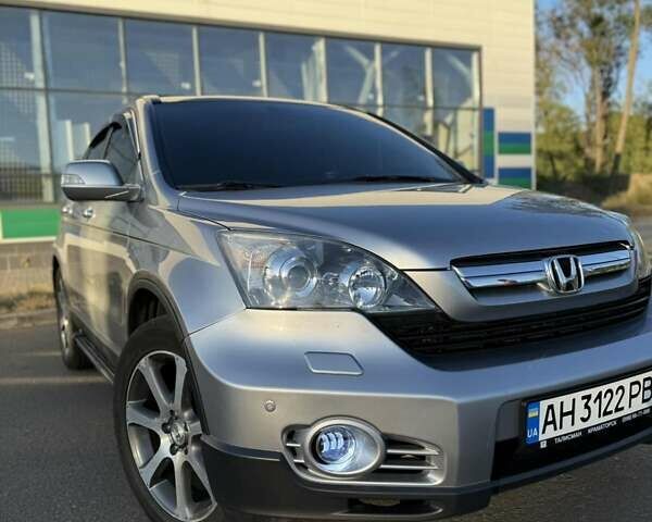 Серый Хонда СРВ, объемом двигателя 2 л и пробегом 277 тыс. км за 10500 $, фото 1 на Automoto.ua