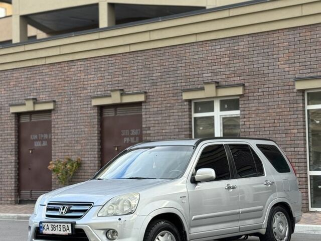 Серый Хонда СРВ, объемом двигателя 2 л и пробегом 285 тыс. км за 5999 $, фото 1 на Automoto.ua