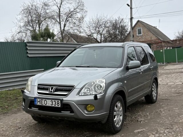 Серый Хонда СРВ, объемом двигателя 2.2 л и пробегом 999 тыс. км за 4700 $, фото 1 на Automoto.ua