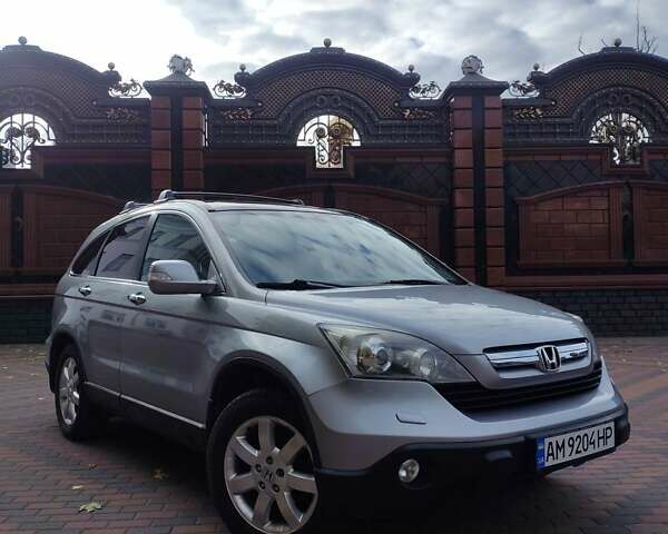 Серый Хонда СРВ, объемом двигателя 2.2 л и пробегом 240 тыс. км за 9900 $, фото 1 на Automoto.ua