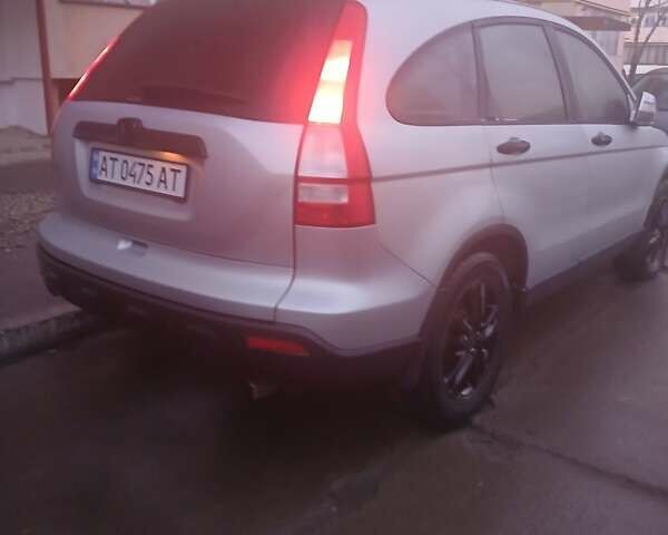 Серый Хонда СРВ, объемом двигателя 2 л и пробегом 220 тыс. км за 6500 $, фото 1 на Automoto.ua