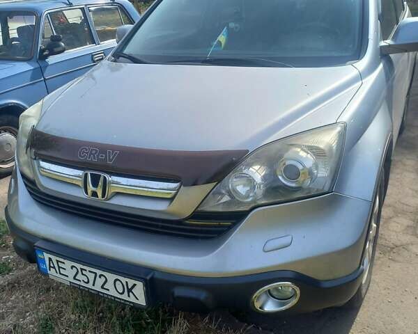 Серый Хонда СРВ, объемом двигателя 2 л и пробегом 220 тыс. км за 10500 $, фото 1 на Automoto.ua